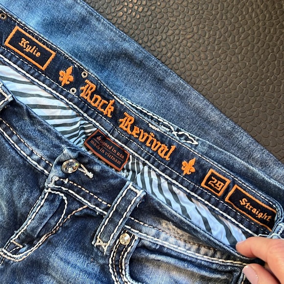 Rock Revival Kylie Straight Jeans - Picture 4 of 4